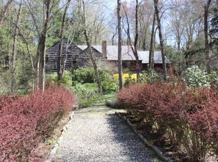 37 Fox Hill Rd, Pound Ridge, NY 10576