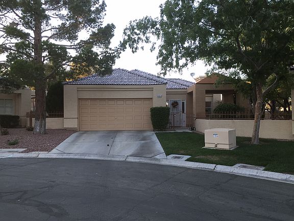 3rd image of 304 Wild Plum Ln