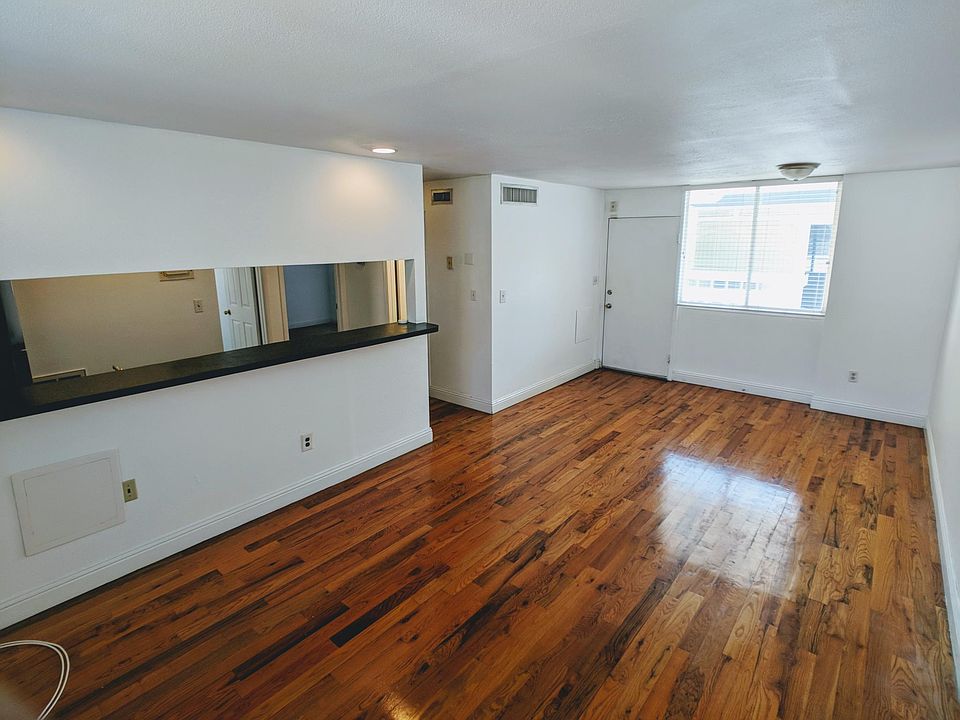 1st image of 1301 S Howard Ave APT B4