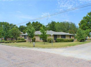 573 S Dallas Ave, Van Alstyne, TX 75495