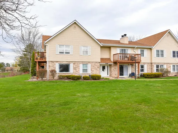 10615 North Ivy COURT #34 B, Mequon, WI 53092