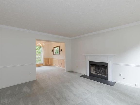 5th image of 10365 Summer Creek Dr