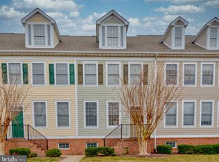 5 Village Green Dr, Ocean View, DE 19970
