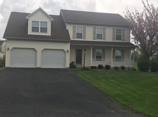 13 Harness Downs Rd, Port Matilda, PA 16870