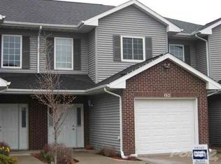 230 Copeland Ln, North Liberty, IA