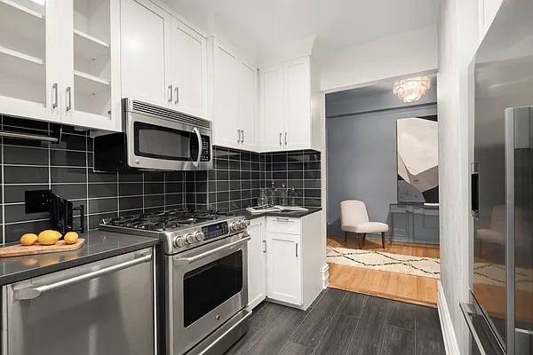 Sold by Douglas Elliman | media 12