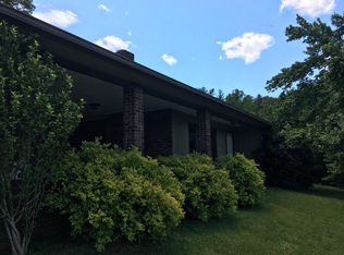 2233 River Rd, FRANKLIN, NC 28734