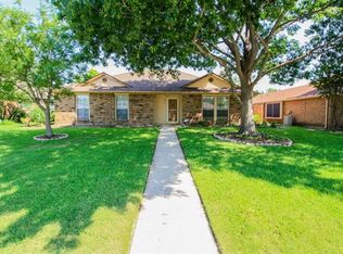 611 Aldenwood St, Allen, TX 75002