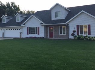 416 Pond View Ln E, Saint Joseph, MN 56374