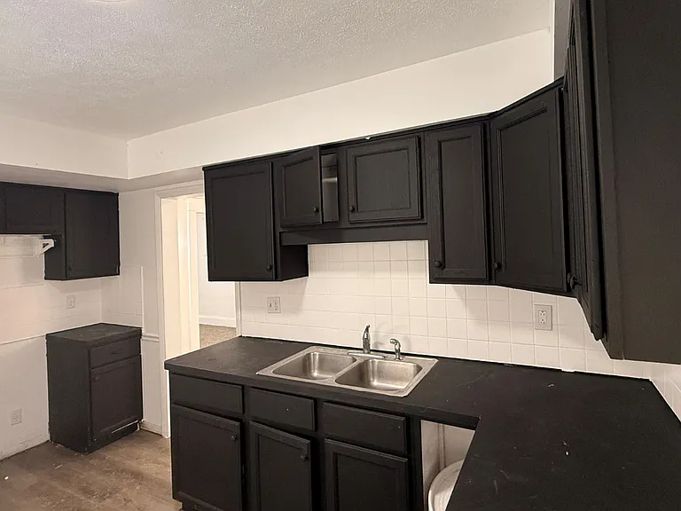 14504 Ardenall Ave — Photo 2