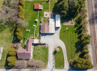 490 S Messick Rd, New Castle, IN 47362