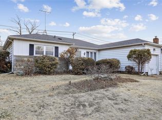 69 Joseph St, New Hyde Park, NY 11040