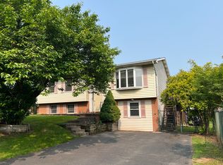 2019 Chelsea Ln, State College, PA 16801