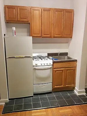 Rented by Lang Realty LLC | media 26