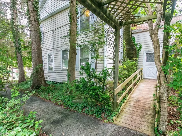 15914 Ravenna Rd, Newbury, OH 44065