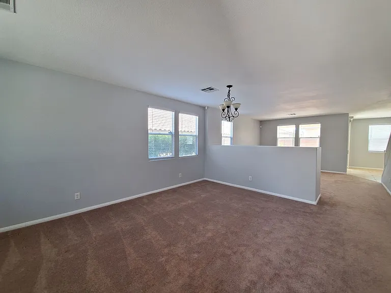 11077 Crystal Crest Ct — Photo 5