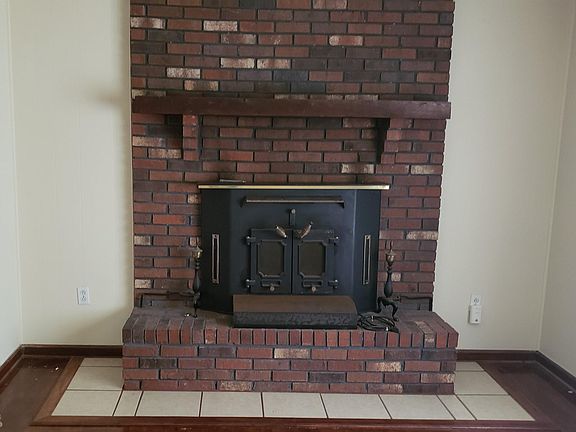 4th image of 1224 Dove Ct