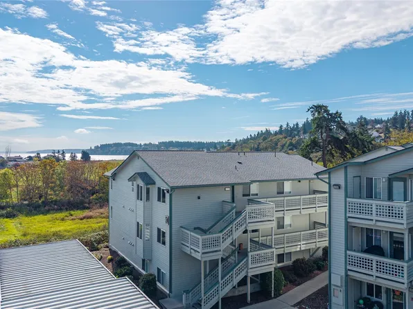 485 SW Bayshore Drive #C201, Oak Harbor, WA 98277