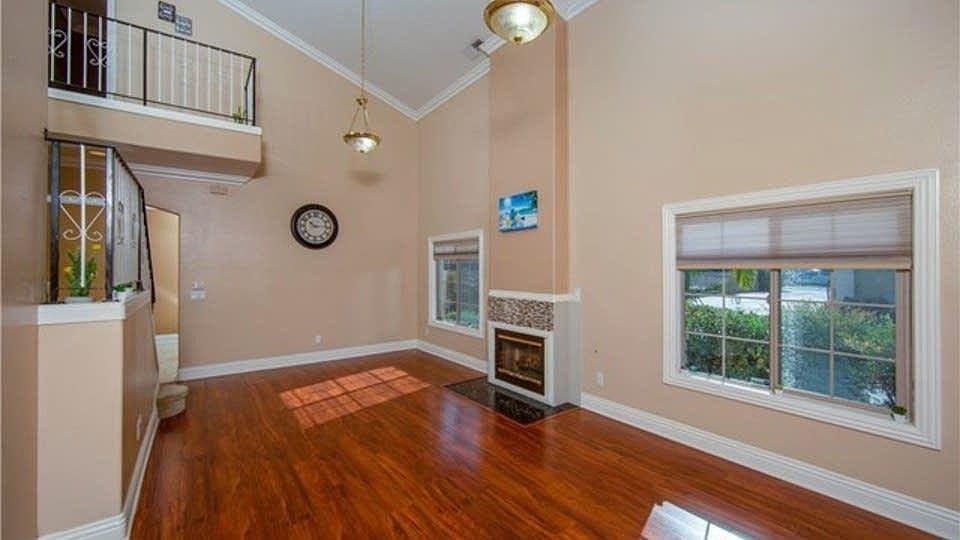 2nd image of 8829 Ramona St