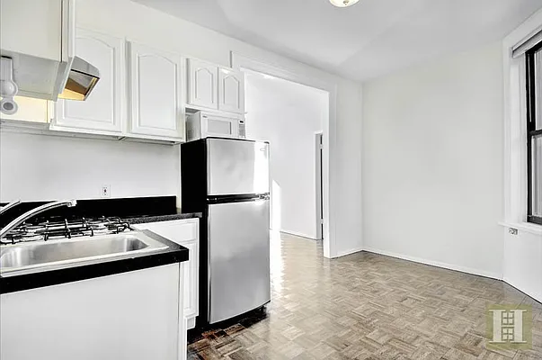 Rented by Halstead Real Estate | media 26