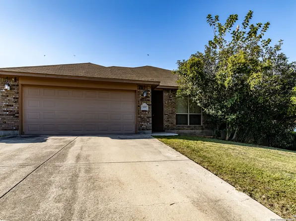 1631 SUNBLOSSOM CIR, New Braunfels, TX 78130