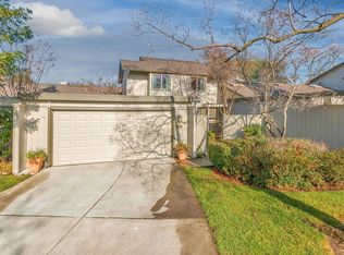 8883 Bluff Ln, Fair Oaks, CA 95628