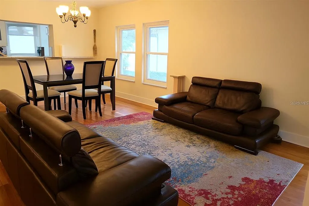 2 bed, 2.0 bath, 1409 sqft, $2,950 — Photo 3