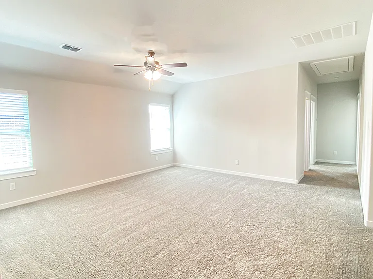 4011 Goldfinch Hvn — Photo 22