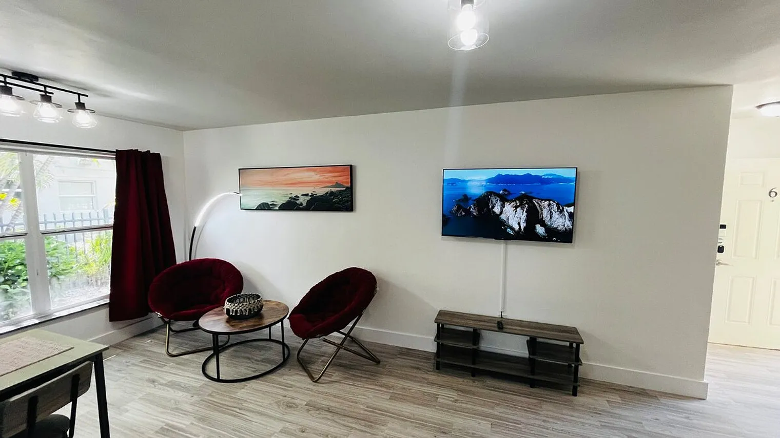 Studio, 1.0 bath, 430 sqft, $2,758 — Photo 2