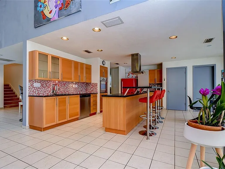 1328 Belcher Dr — Photo 24