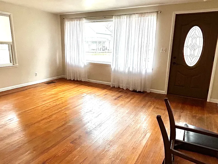 9039 Yorktown St — Photo 3
