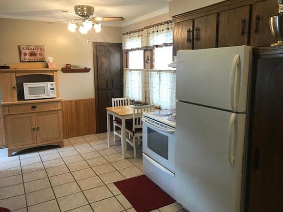 4th image of 15219 Taylor St NE
