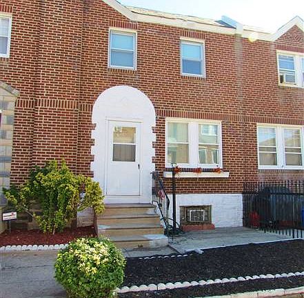 2nd image of 4219 Maywood St