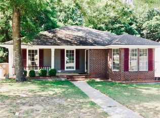 1909 Sandalwood Dr, Mobile, AL 36618