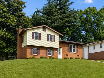 5001 Springview Rd, Charlotte, NC, 28213