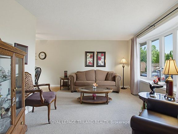 4th image of 5 Warren Cres
