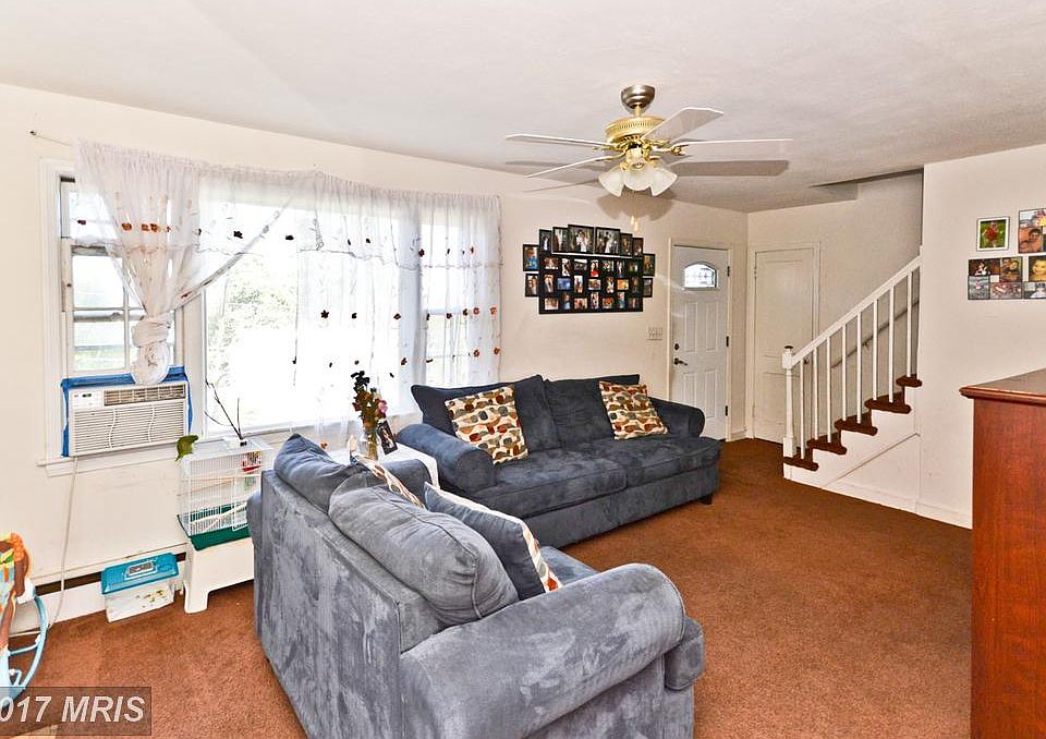 2nd image of 5804 Woodland Dr