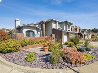 4202 Ridgemont Ct, Oakland, CA 94619