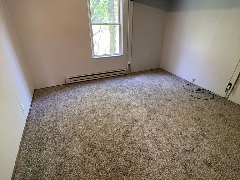 642 Forest Ave — Photo 13
