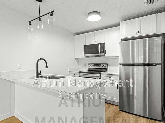2nd image of 5305 SE 28th Ln APT A
