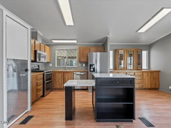 2121 N Center Street #166, Mesa, AZ 85201