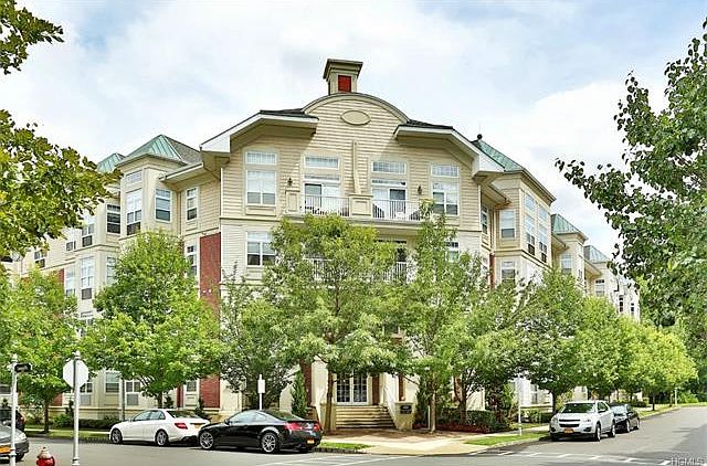 1st image of 3206 Leeward Dr