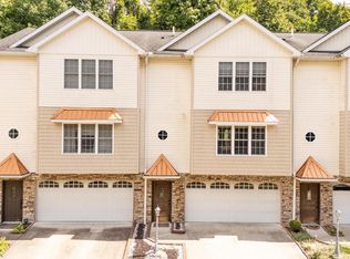 100 Claremont Ct, Morgantown, WV 26501