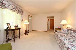 4th image of 1024 Elmwood Dr