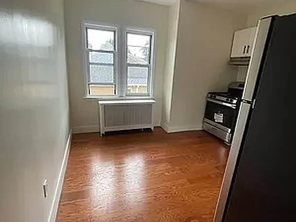 2nd image of 2820 Bell Blvd #2