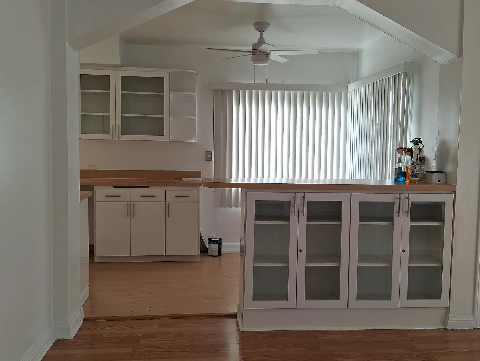 2 bed, 800 sqft, $2,500 — Photo 3