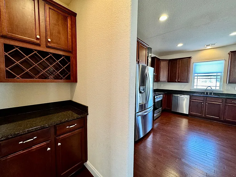 1532 Drumheller Dr — Photo 12