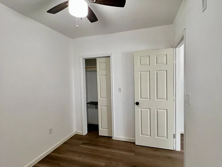 1322 Grape Ave — Photo 8