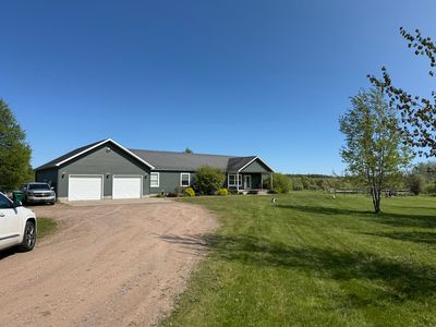 10175 S Riverside Dr, Sault Sainte Marie, MI, 49783