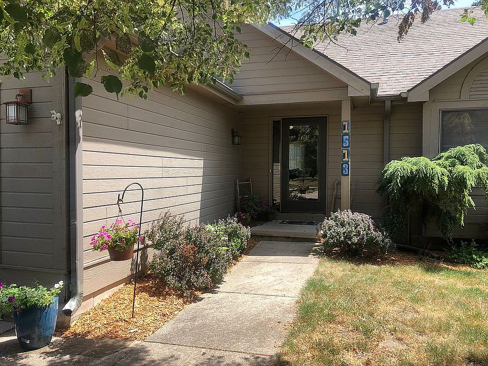 1st image of 1513 Hawthorne Ln
